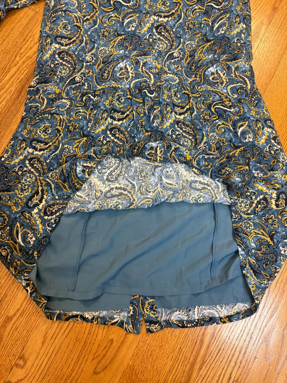 Garnet Hill Blue Paisley Button-Front Dress | 6 | 100% Viscose | Lined | Pockets - Picture 5 of 10